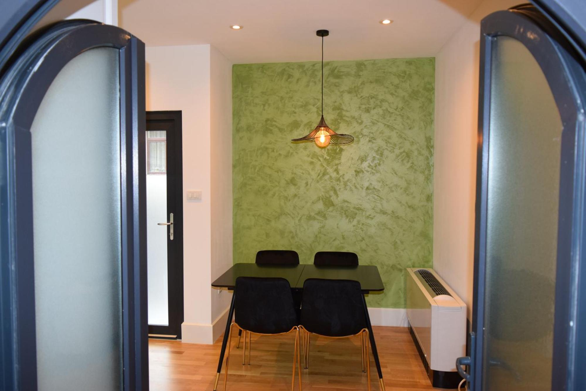 Rokebea Luxury Apartment Брашов Екстериор снимка